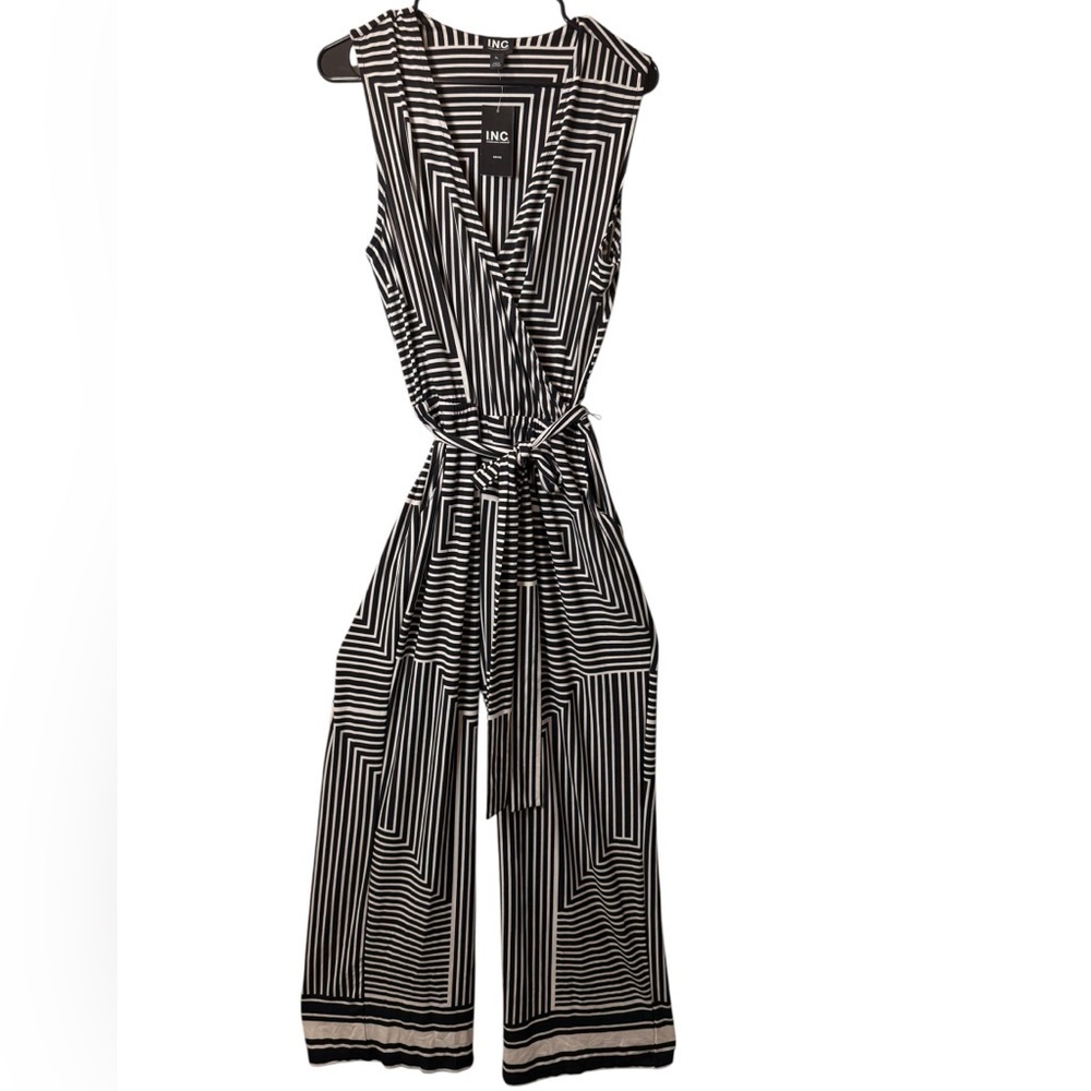 I.N.C Petite Large Black & Cream Geometric Wide Leg Wrap Jumpsuit NWT